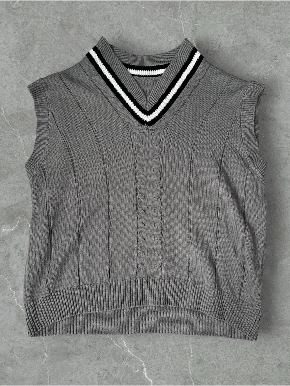 Gray Cable-Knit V-Neck Sweater Vest with Contrast Trim